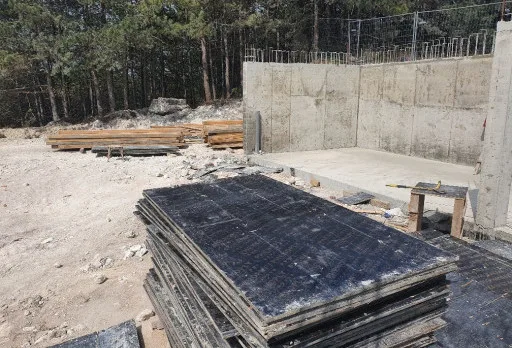 Модерна вила с плосък покрив в Балчик