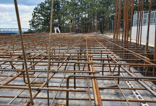 Модерна вила с плосък покрив в Балчик