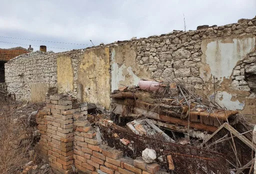 Двуетажна къща с паркомясто – с. Тополи, Варна