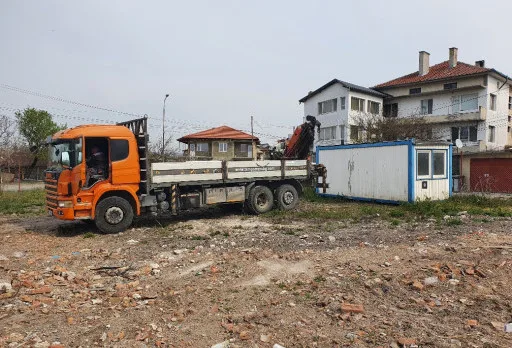 Двуетажна къща с паркомясто – с. Тополи, Варна