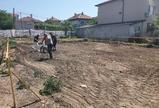 Двуетажна къща с паркомясто – с. Тополи, Варна