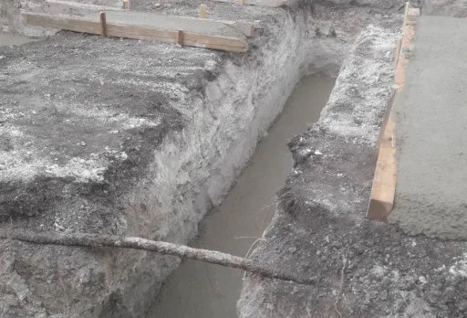 Двуетажна къща с паркомясто – с. Тополи, Варна