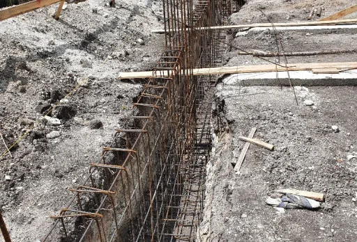 Двуетажна къща с паркомясто – с. Тополи, Варна