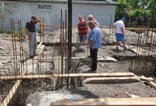 Двуетажна къща с паркомясто – с. Тополи, Варна