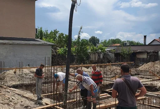 Двуетажна къща с паркомясто – с. Тополи, Варна