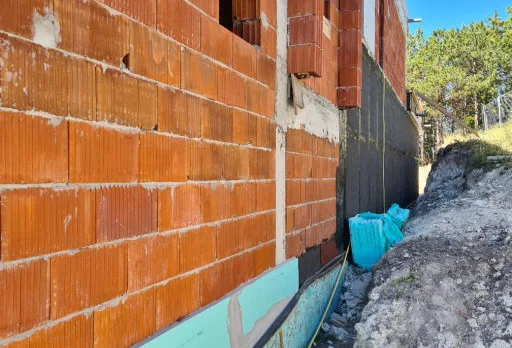 Модерна вила с плосък покрив в Балчик