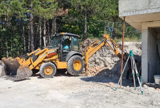 Модерна вила с плосък покрив в Балчик