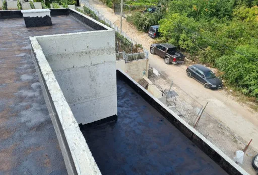 Модерна вила с плосък покрив в Балчик