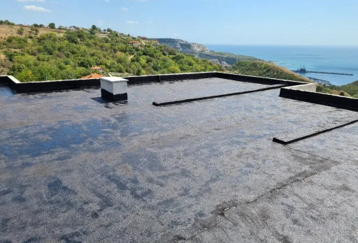 Модерна вила с плосък покрив в Балчик