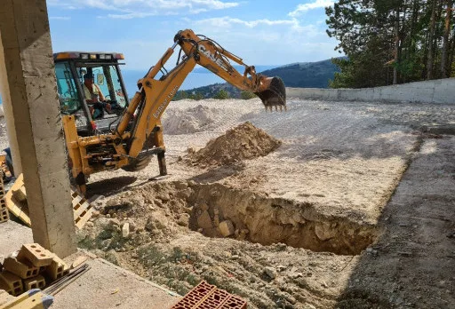 Строителство на басейн в Балчик