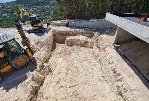 Строителство на басейн в Балчик