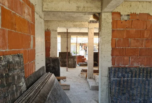 Двуетажна къща с паркомясто – с. Тополи, Варна