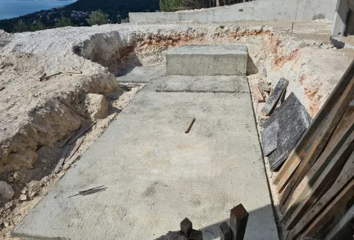 Строителство на басейн в Балчик