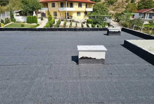 Модерна вила с плосък покрив в Балчик