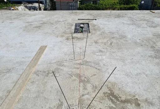 Двуетажна къща с паркомясто – с. Тополи, Варна