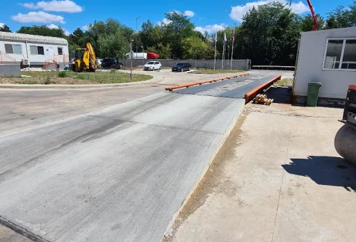 Ремонтни работи и иконостас в мелница в Генерал Тошево, Добрич