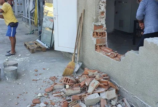 Ремонтни работи и иконостас в мелница в Генерал Тошево, Добрич