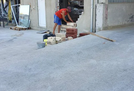 Ремонтни работи и иконостас в мелница в Генерал Тошево, Добрич