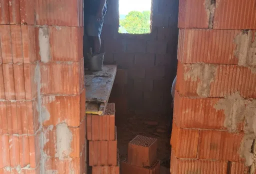 Двуетажна къща с паркомясто – с. Тополи, Варна