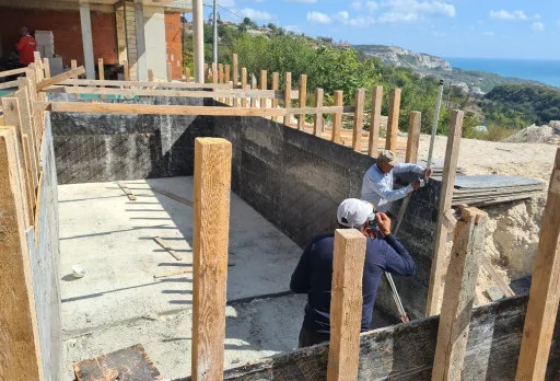 Строителство на басейн в Балчик