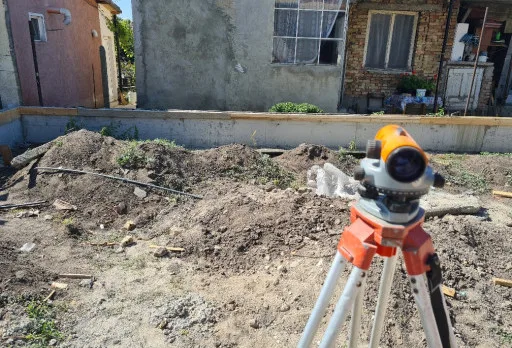 Двуетажна къща с паркомясто – с. Тополи, Варна