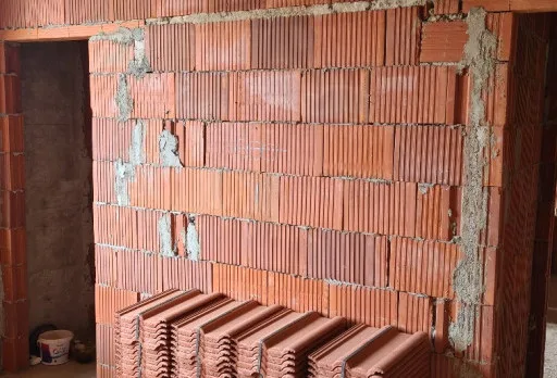 Двуетажна къща с паркомясто – с. Тополи, Варна