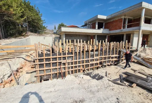 Строителство на басейн в Балчик