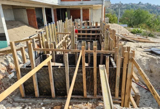 Строителство на басейн в Балчик