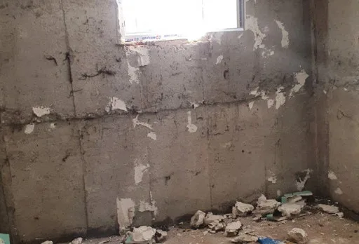 Bau- und Reparaturarbeiten an einem Haus in der Nähe von Dobrich