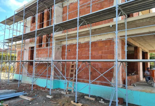 Двуетажна къща с паркомясто – с. Тополи, Варна