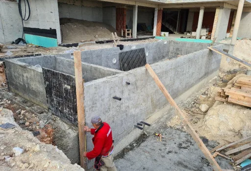 Строителство на басейн в Балчик