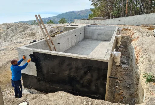 Строителство на басейн в Балчик