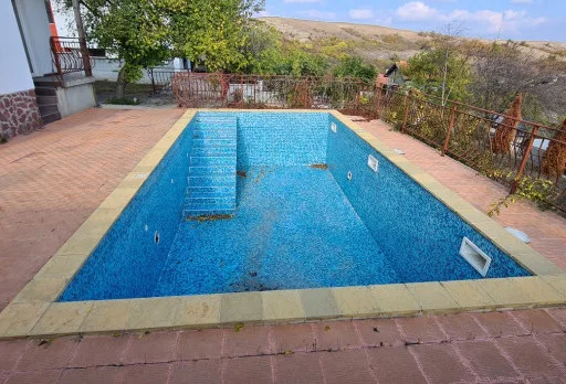 Строителство на басейн в Балчик