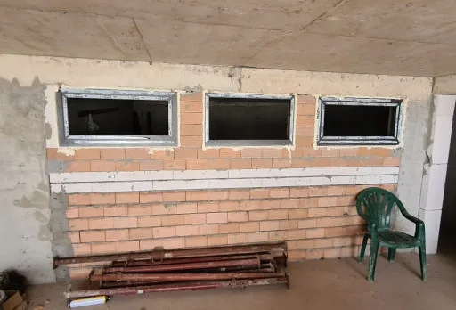 Модерна вила с плосък покрив в Балчик