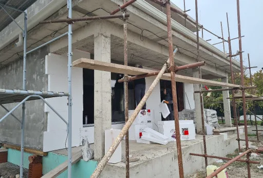 Двуетажна къща с паркомясто – с. Тополи, Варна