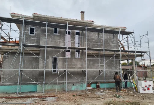 Двуетажна къща с паркомясто – с. Тополи, Варна