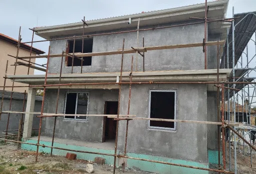 Двуетажна къща с паркомясто – с. Тополи, Варна