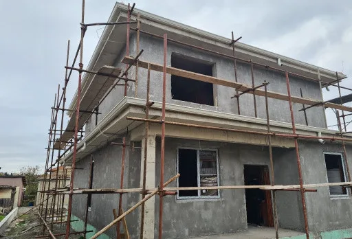 Двуетажна къща с паркомясто – с. Тополи, Варна