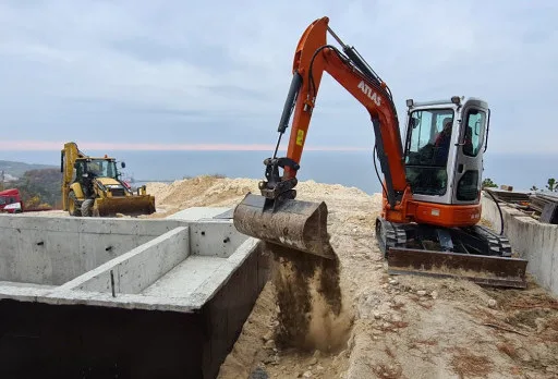 Строителство на басейн в Балчик