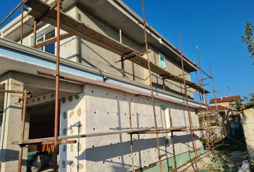 Двуетажна къща с паркомясто – с. Тополи, Варна