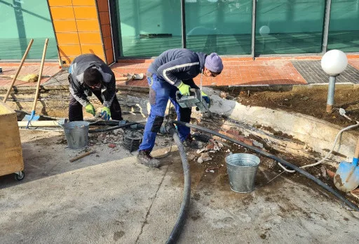 Строителство на основи на печатна машина във Варна