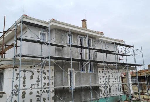 Двуетажна къща с паркомясто – с. Тополи, Варна