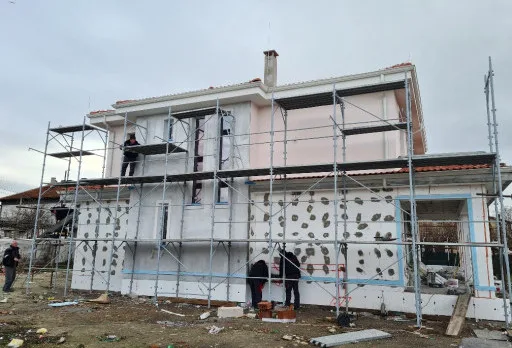 Двуетажна къща с паркомясто – с. Тополи, Варна