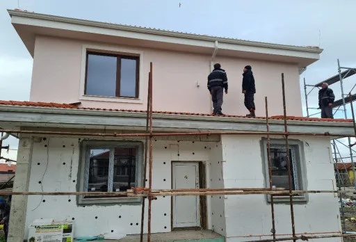 Двуетажна къща с паркомясто – с. Тополи, Варна