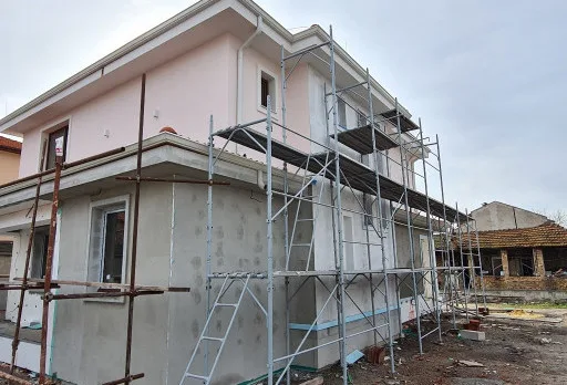 Двуетажна къща с паркомясто – с. Тополи, Варна