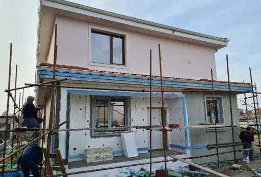 Двуетажна къща с паркомясто – с. Тополи, Варна