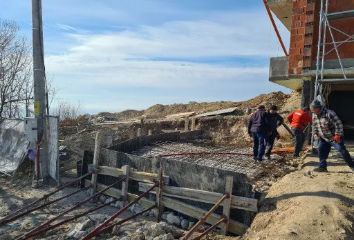 Модерна вила с плосък покрив в Балчик