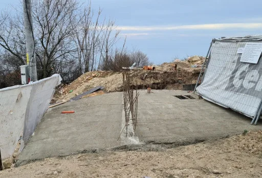 Модерна вила с плосък покрив в Балчик