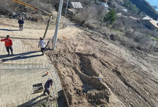 Модерна вила с плосък покрив в Балчик