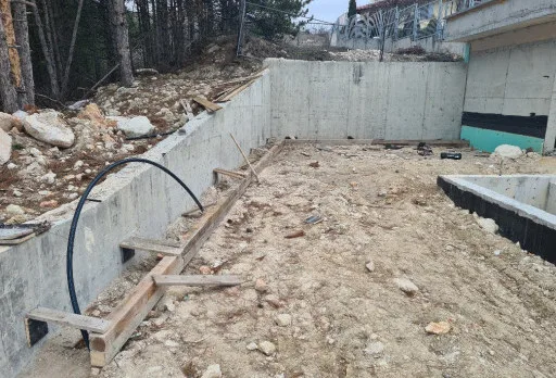 Строителство на басейн в Балчик